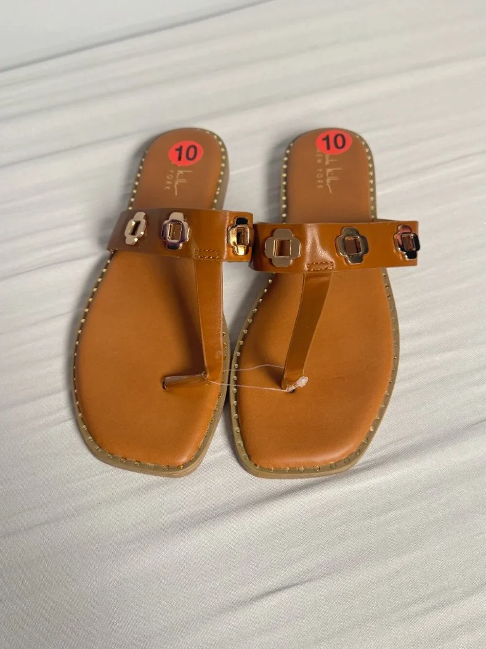 NEW 10 Nicole Miller New York Korey Cognac Studded Thong Sandals Gold Hardware